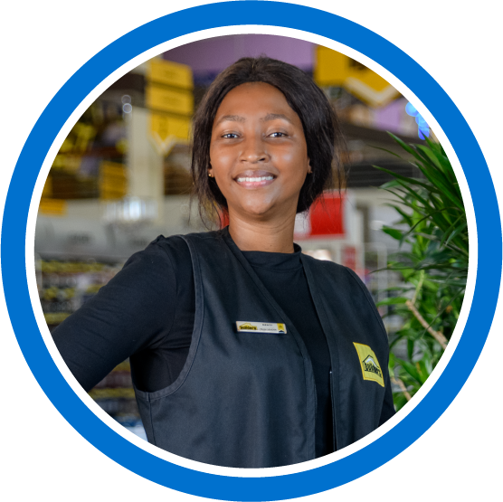 Menti Mbambo Headshot